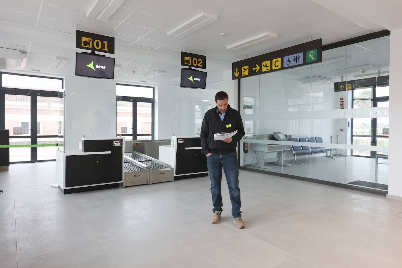 La renovada terminal del aeropuerto de Córdoba, en imágenes