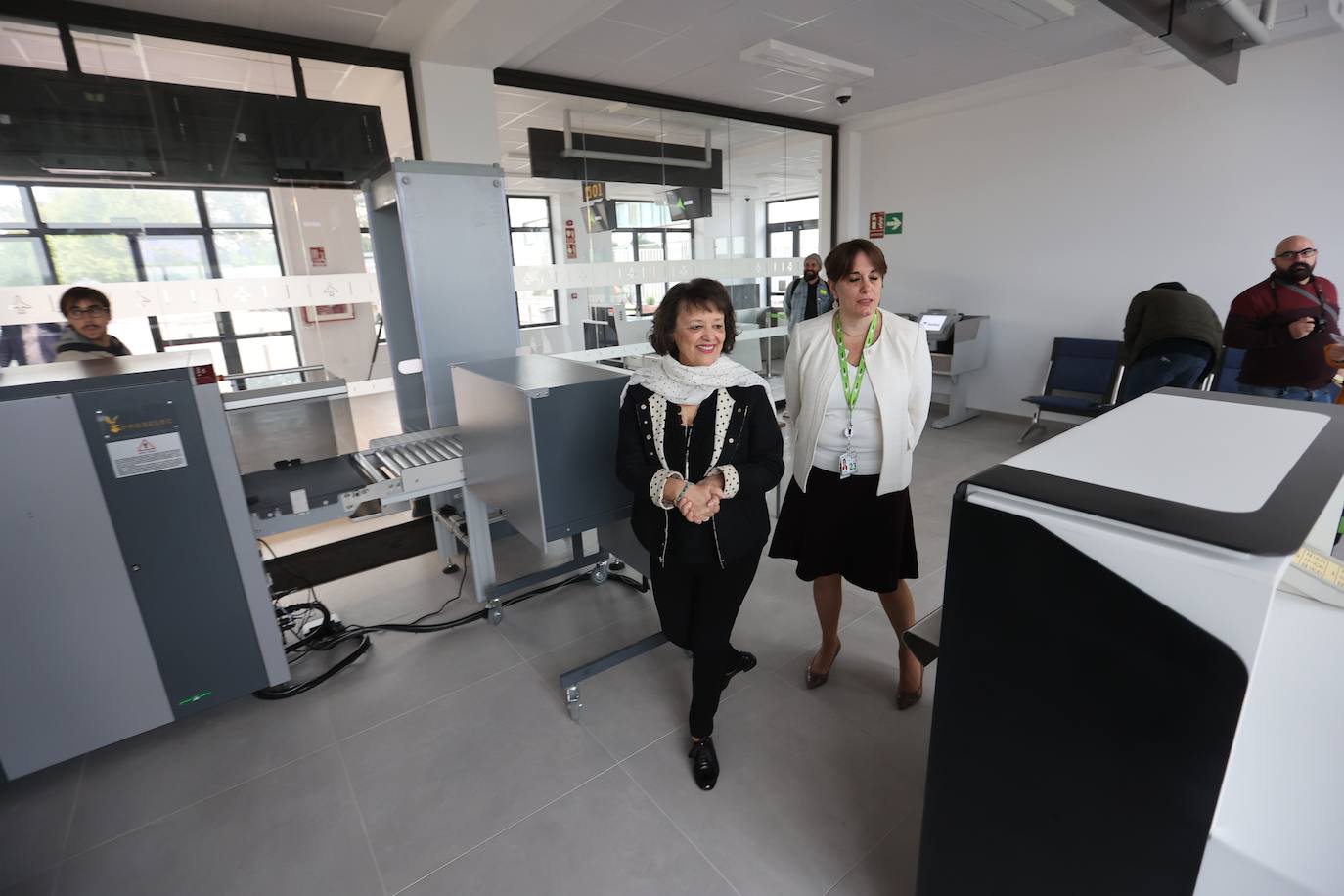 La renovada terminal del aeropuerto de Córdoba, en imágenes