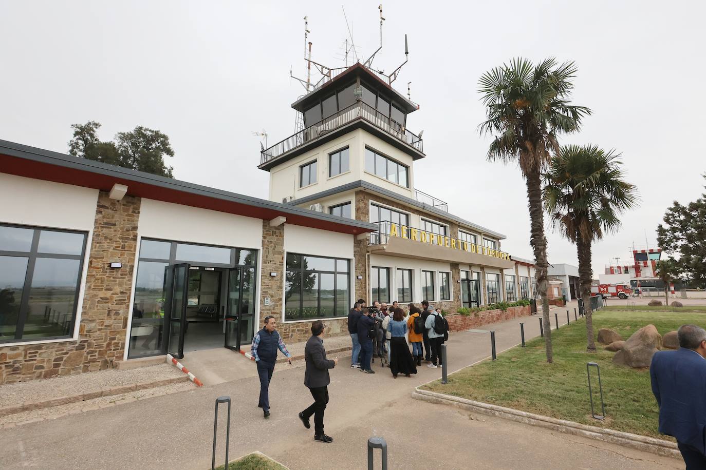 La renovada terminal del aeropuerto de Córdoba, en imágenes