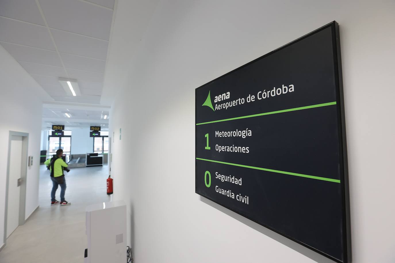 La renovada terminal del aeropuerto de Córdoba, en imágenes