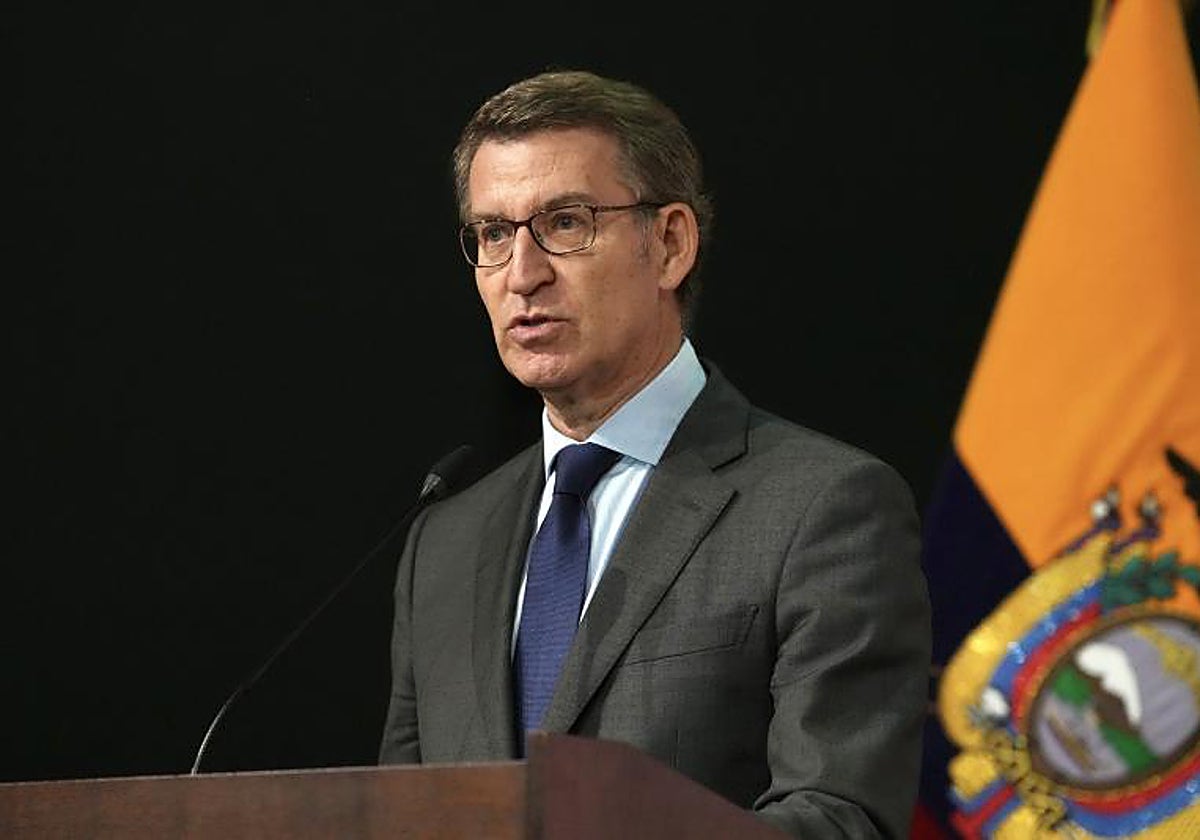 El presidente del Partido Popular, Alberto Núñez Feijóo, en la Universidad de las Américas, en Quito (Ecuador)