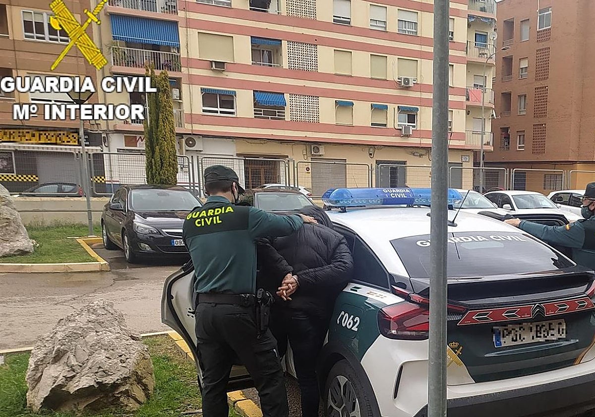 Detienen en un pueblo de Albacete un delincuente huido en distintos países europeos