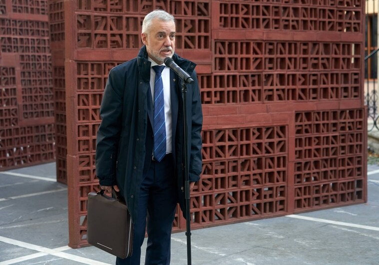 Urkullu defiende el «rigor jurídico» de su política penitenciaria mientras el PP vasco pide «dimisiones»