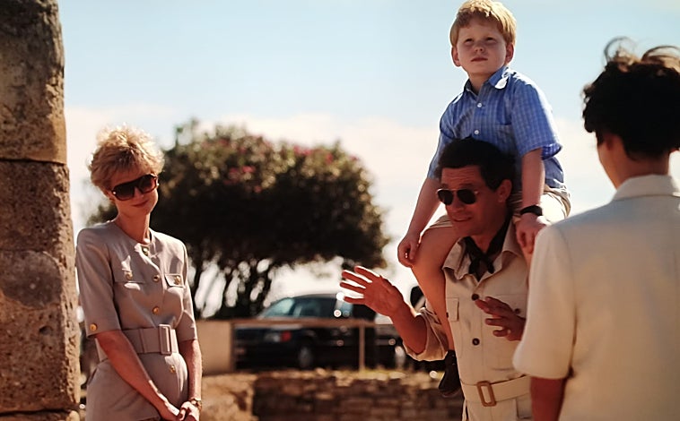 Imagen principal - Secuencia rodada en las ruinas de Baelo Claudia, en Cádiz.