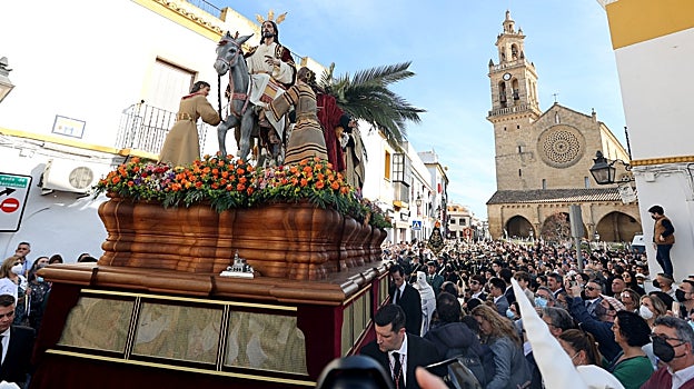 Paso de misterio de la Entrada Triunfal que pretende adquirir la Bondad