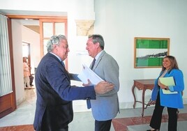 Juan Espadas pide cien millones más para los ayuntamientos de Andalucía