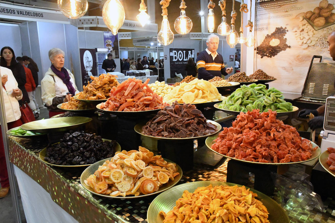 Un recorrido gastronómico por la I Feria de la Alimentación de Talavera