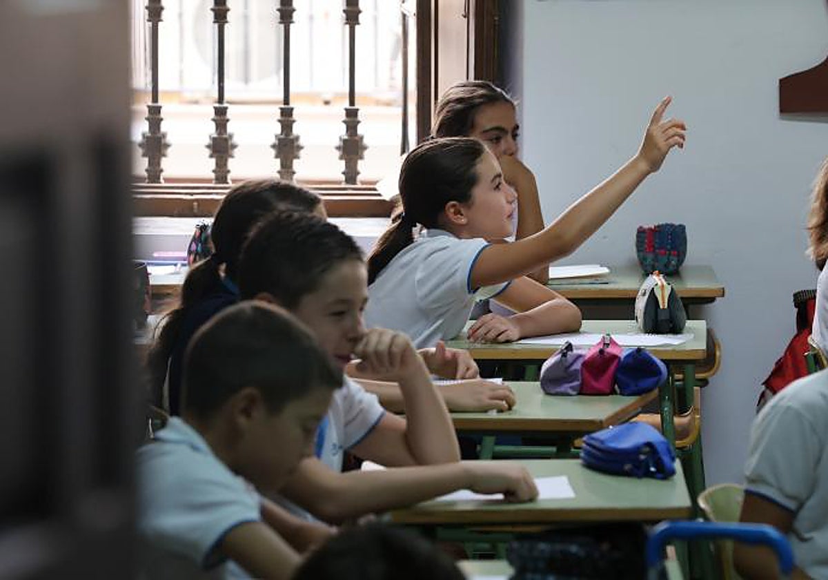 Alumnos de Primaria en el colegio Santa Victoria de Córdoba al inicio de este cursos escolar