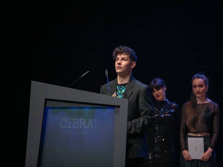 CiBRA echa el cierre a un festival &quot;de cine&quot;