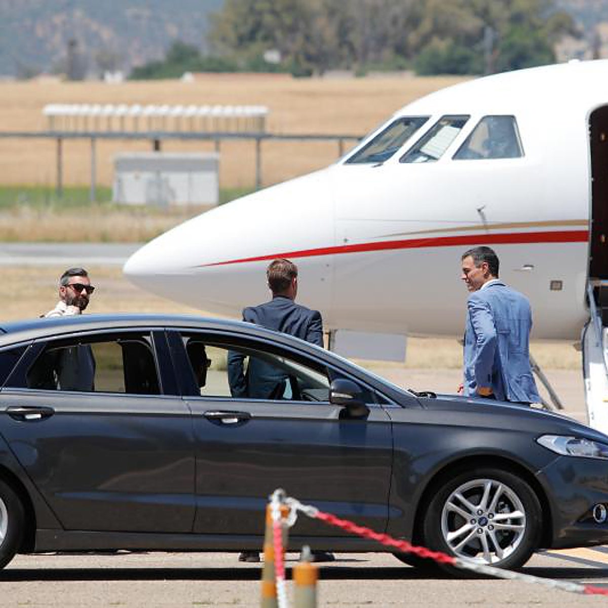 El Gobierno viajó 50 veces a La Palma para prometer ayudas que aún no han llegado a los afectados por el volcán