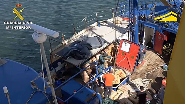 Uno de los barcos donde se encontró la droga