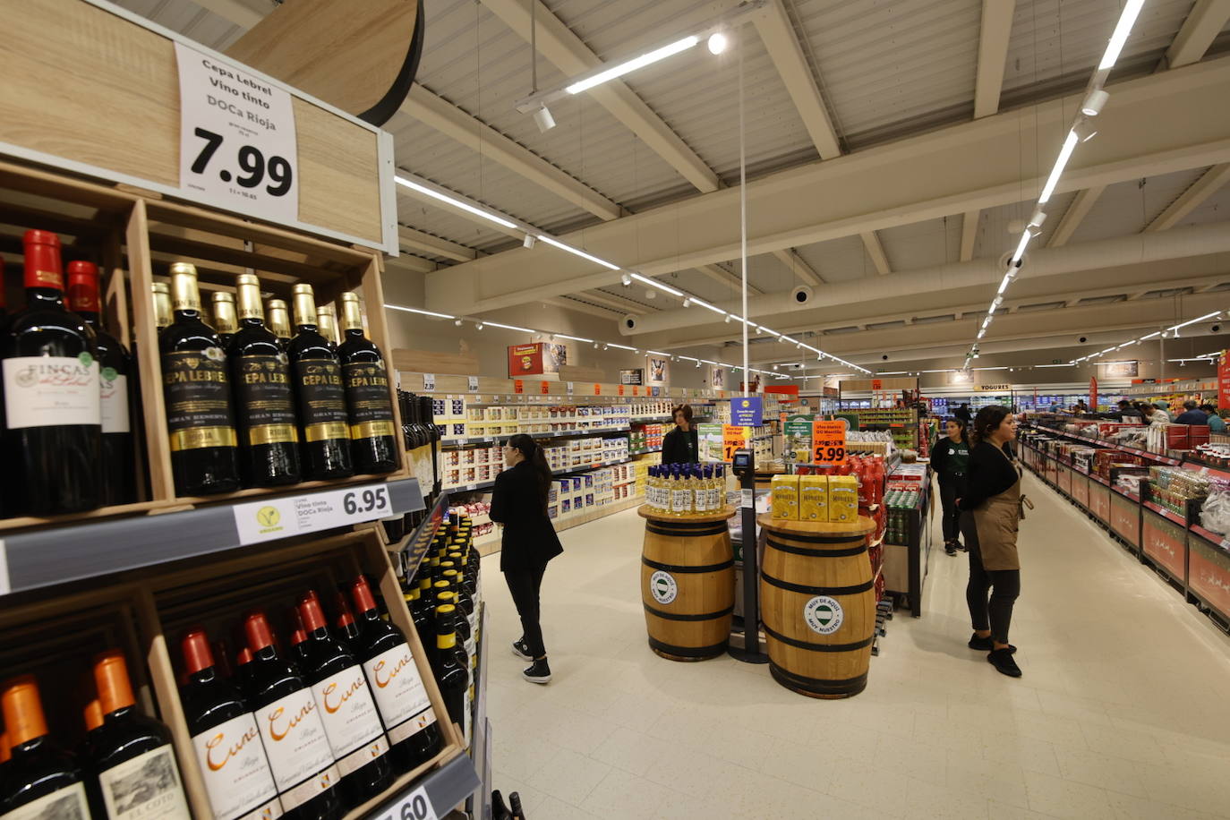 La inauguración del nuevo Lidl de la carretera de Palma del Río, en imágenes