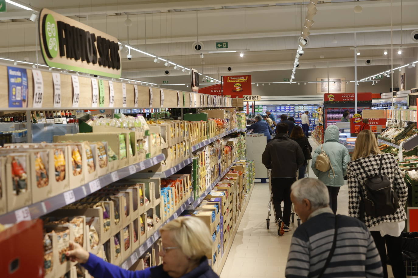 La inauguración del nuevo Lidl de la carretera de Palma del Río, en imágenes