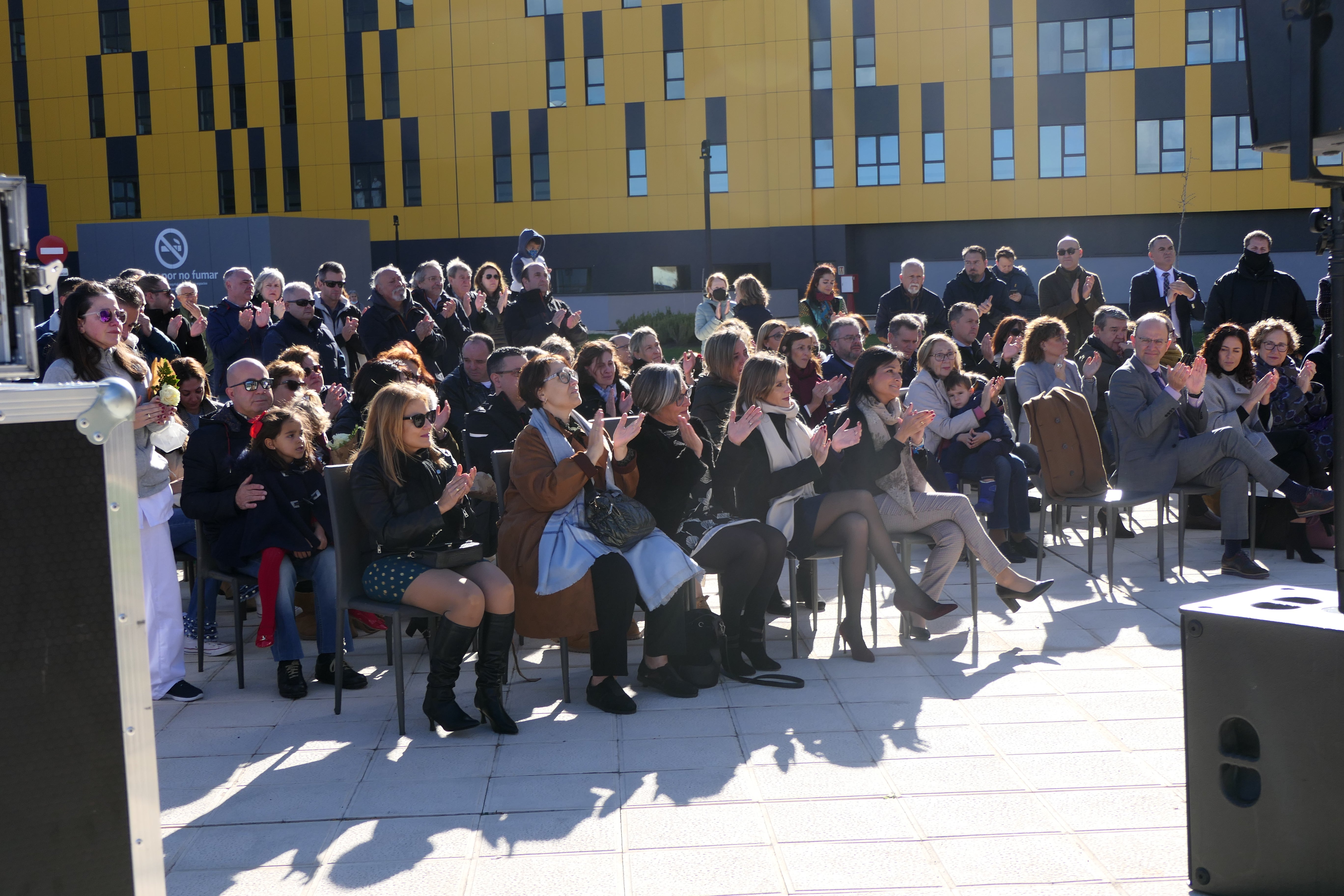 &#039;Frente a la Marea&#039;, escultura en homenaje a los niños y adolescentes fallecidos por cáncer