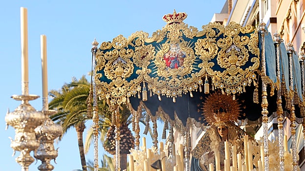 La Virgen de la Trinidad, en su nuevo paso de palio