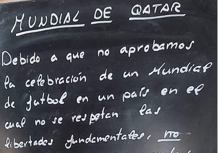 Un bar de Valencia se niega a emitir los partidos del Mundial de Qatar: «Nuestra moral no nos lo permite»