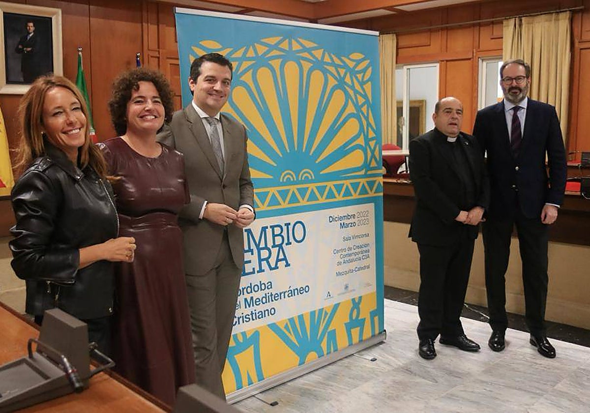 Marián Aguilar, Alexandra Chavarría, José María Bellido, José Juan Jiménez Güeto y Adolfo Molina, en la presentación