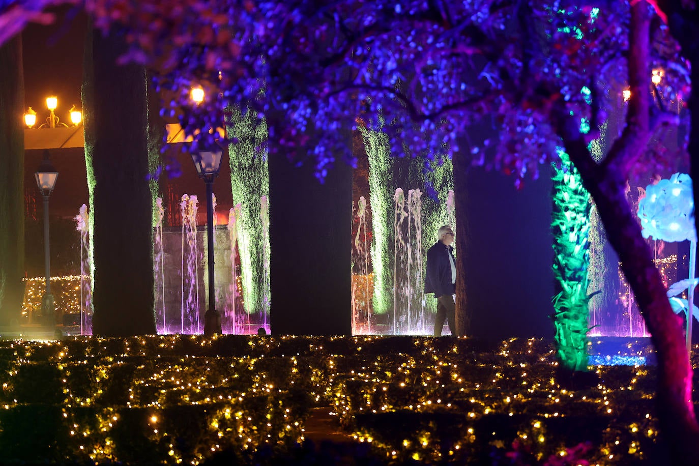 El deslumbrante espectáculo nocturno del Alcázar de Córdoba, en imágenes