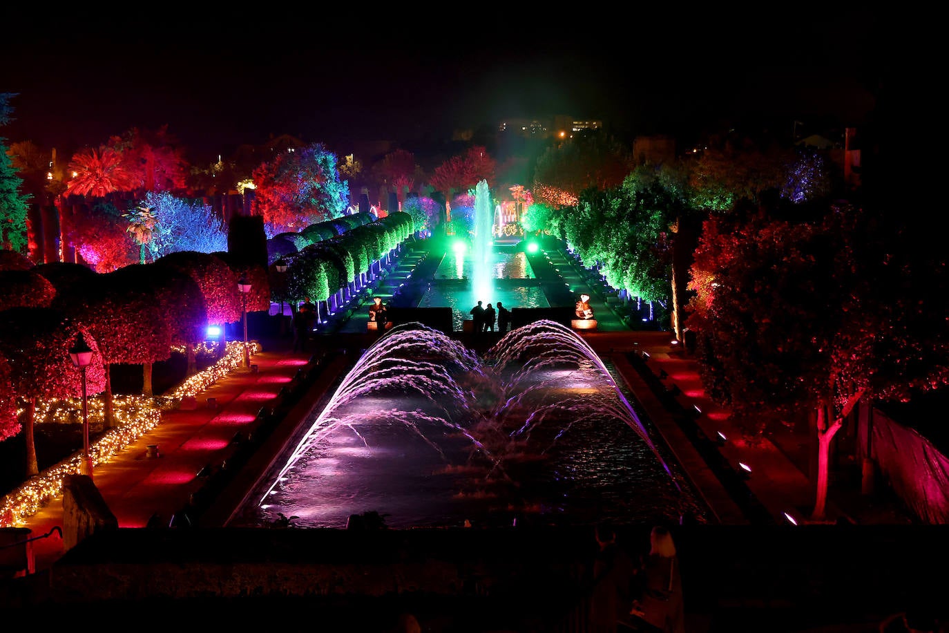 El deslumbrante espectáculo nocturno del Alcázar de Córdoba, en imágenes