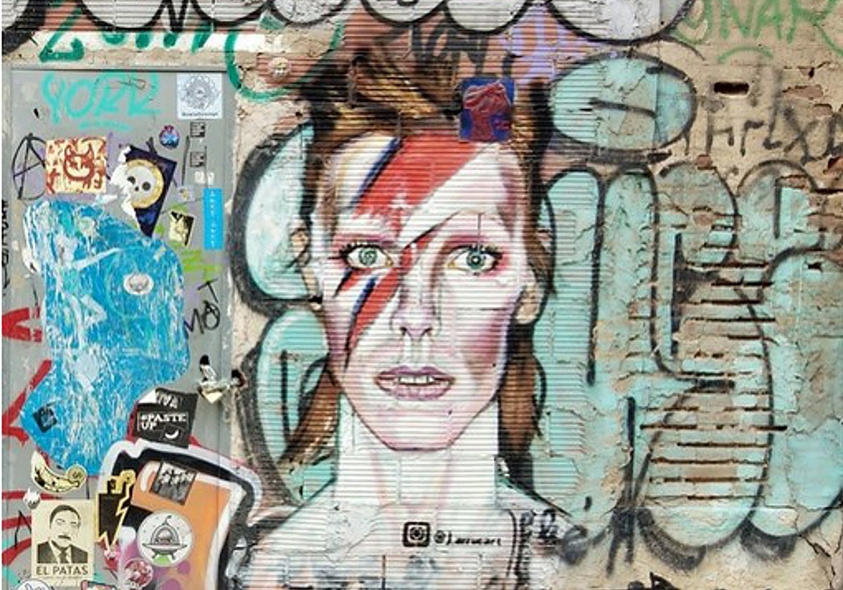 El grafiti retrato de David Bowie obra de Jesús Arrúe.