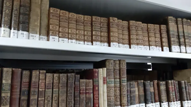 Historia de España, entre los fondos de su biblioteca, que forma parte de los fondos de su legado, ubicados en la Biblioteca de Soria.