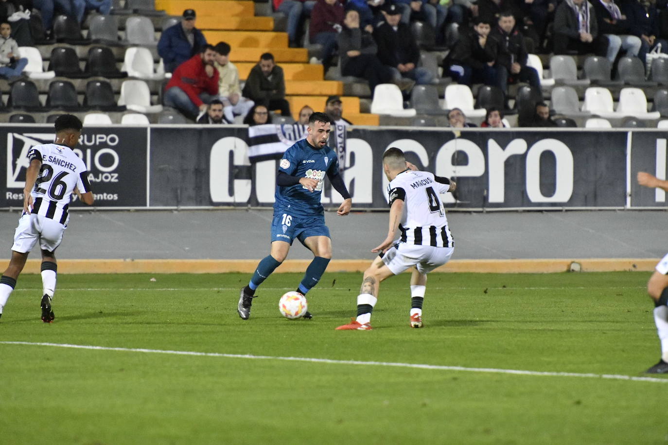 Las mejores imágenes del Badajoz - Córdoba CF