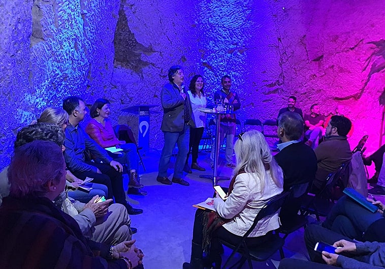 «Poetas en el puente de los espejos H2O», recital en el Museo de Aguas de Alicante