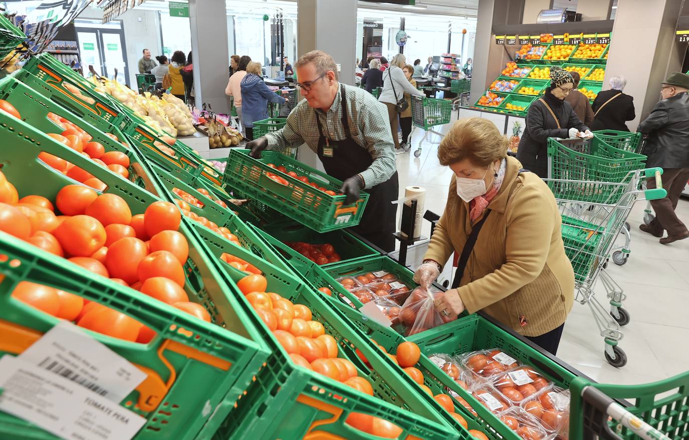 Los dos nuevos supermercados de Mercadona en Córdoba, en imágenes