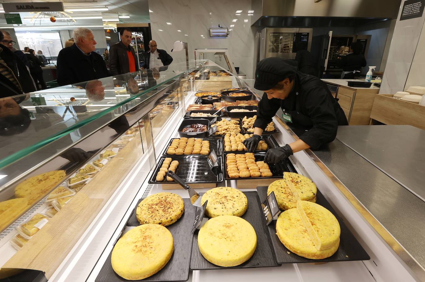 Los dos nuevos supermercados de Mercadona en Córdoba, en imágenes
