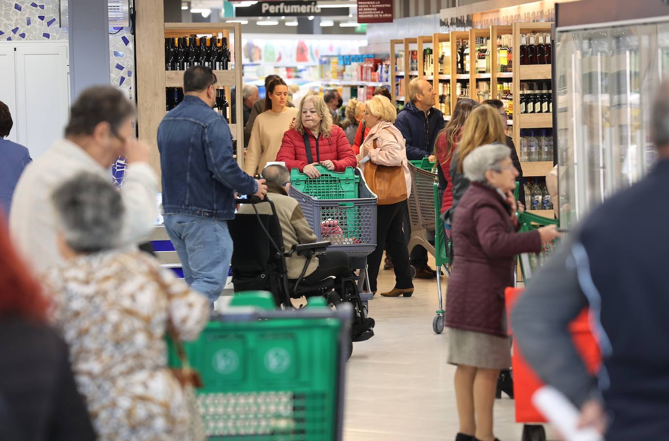 Los dos nuevos supermercados de Mercadona en Córdoba, en imágenes