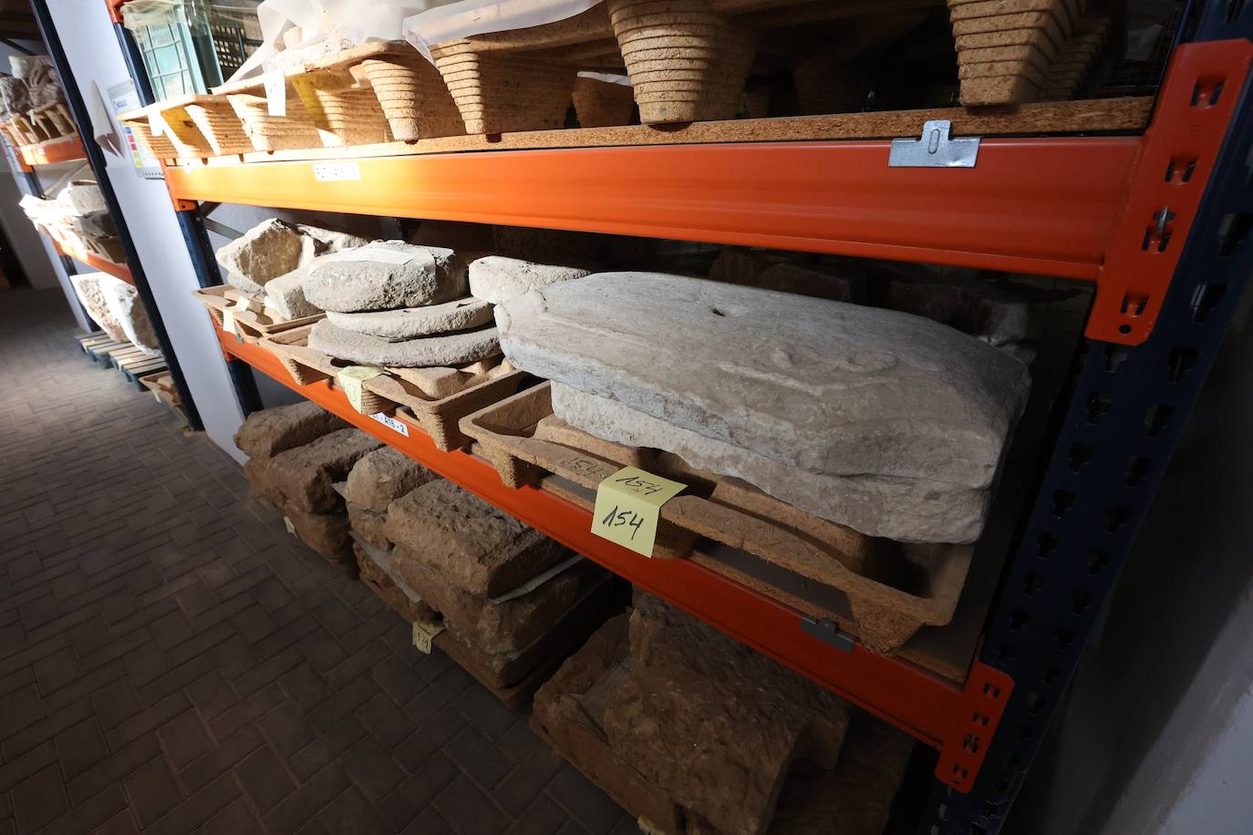 Las primeras imágenes del almacén arqueológico del Silo en Córdoba