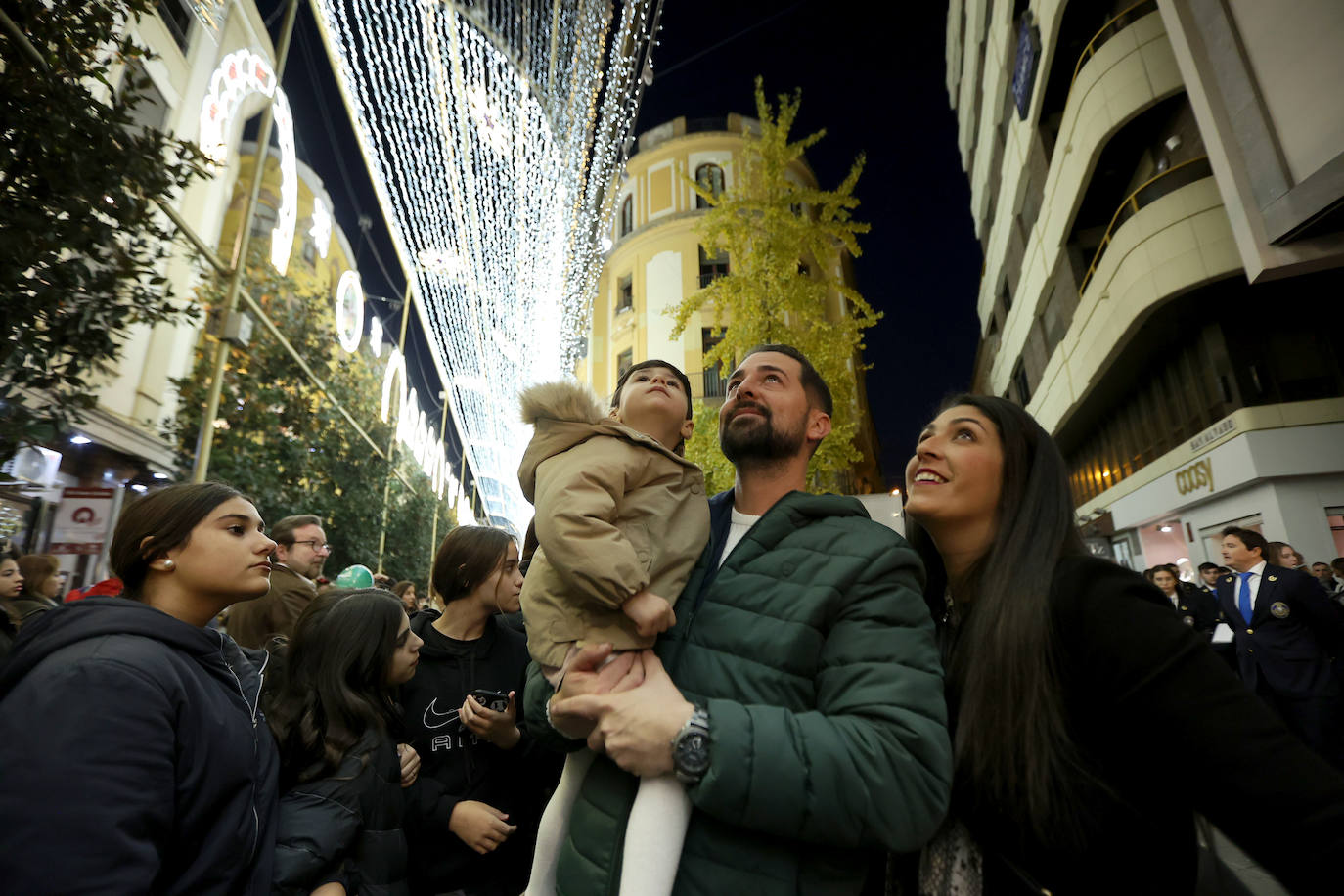 El deslumbrante estreno del espectáculo de luz y música de Cruz Conde en Córdoba, en imágenes