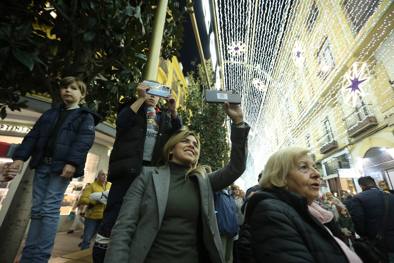 El deslumbrante estreno del espectáculo de luz y música de Cruz Conde en Córdoba, en imágenes