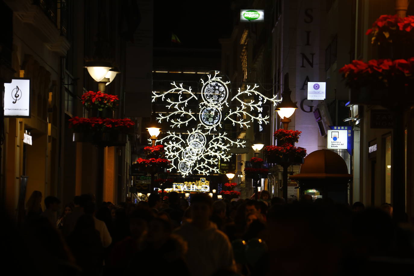 Las mejores imágenes del alumbrado de Navidad en las calles de Córdoba