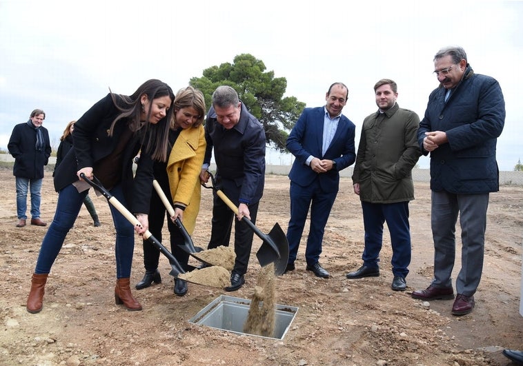 Se pone la primera piedra de una nueva residencia de mayores en Talavera