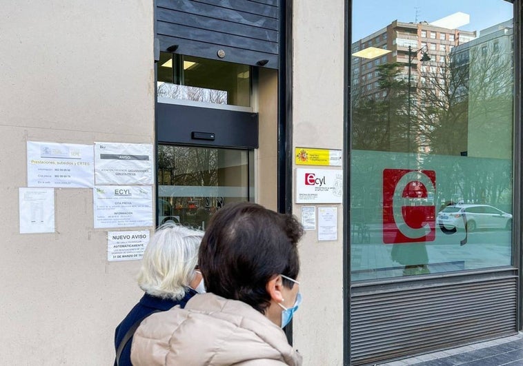 El paro sube por cuarto mes consecutivo en Castilla y León, que roza ya los 123.000 desempleados