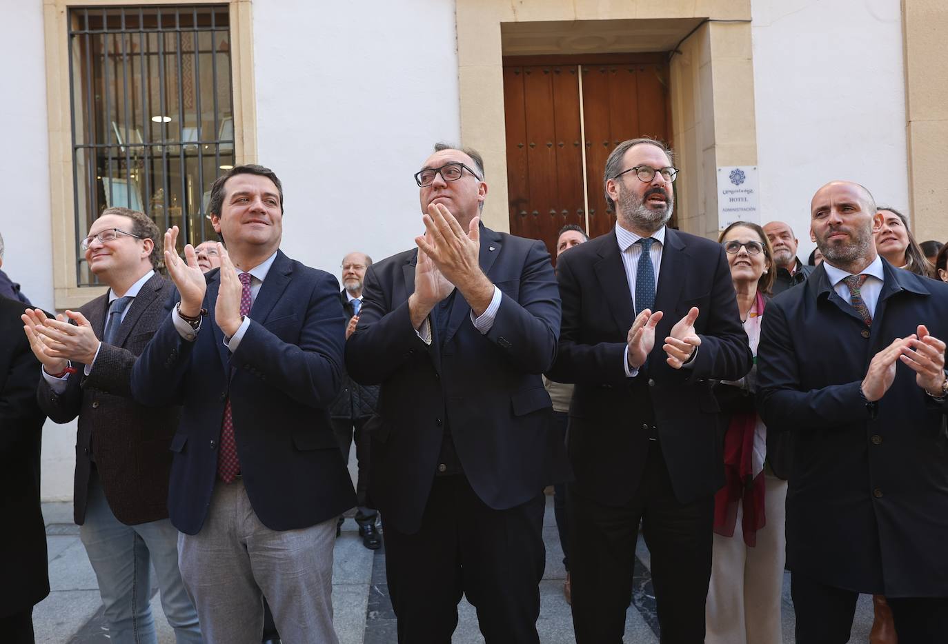 El esplendor de la portada de la Concepción de la Mezquita-Catedral de Córdoba, en imágenes