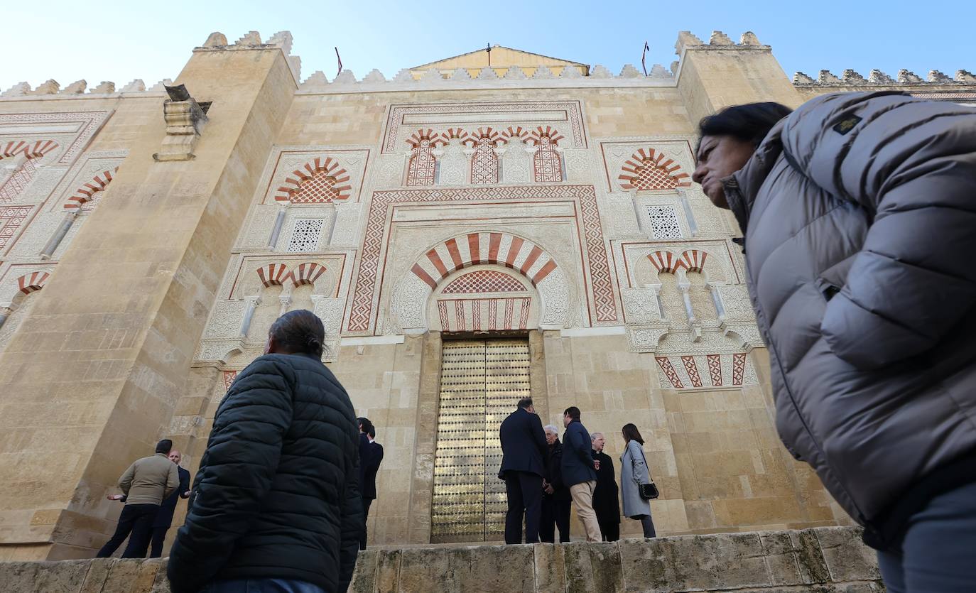 El esplendor de la portada de la Concepción de la Mezquita-Catedral de Córdoba, en imágenes