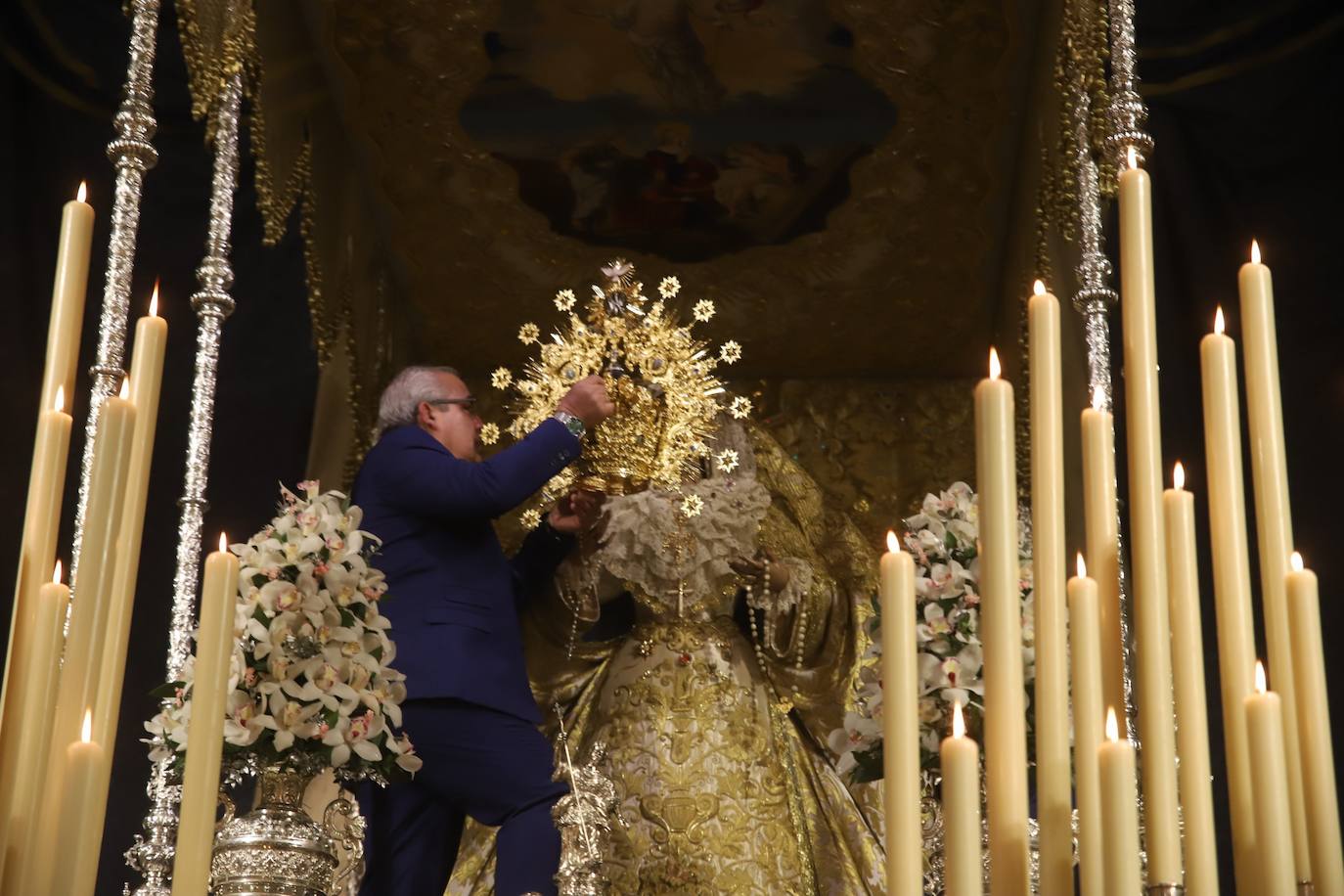 La solemne imposición de la nueva corona de la Virgen de la Alegría de Córdoba, en imágenes