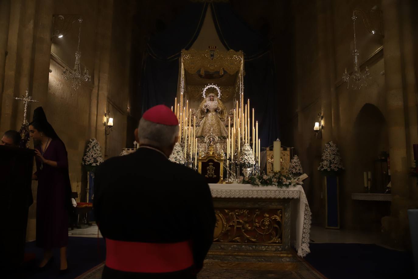La solemne imposición de la nueva corona de la Virgen de la Alegría de Córdoba, en imágenes
