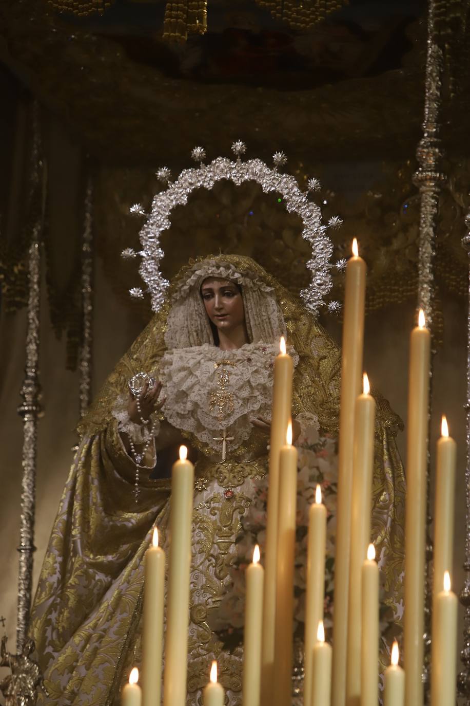 La solemne imposición de la nueva corona de la Virgen de la Alegría de Córdoba, en imágenes