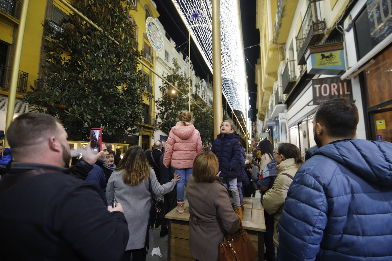El ambiente del primer día del puente de diciembre en Córdoba, en imágenes