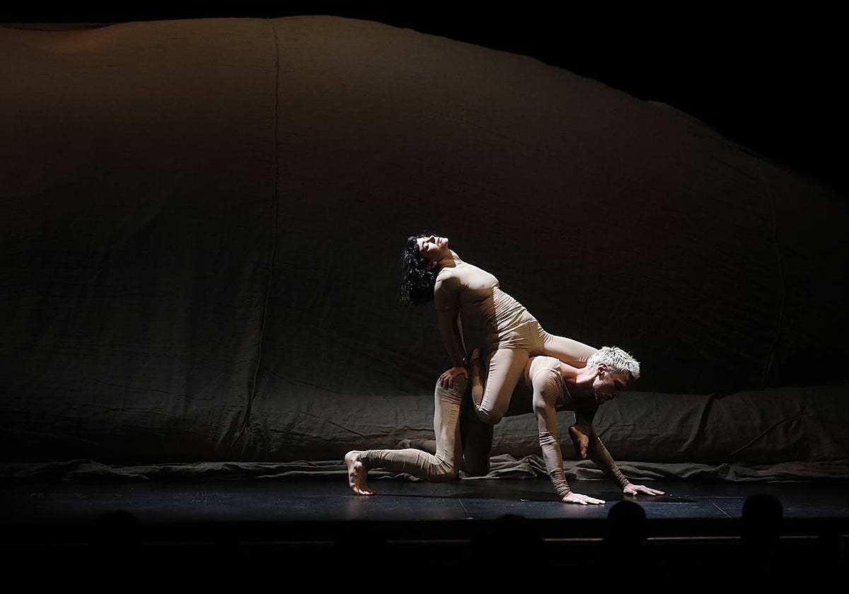 El montaje de danza 'Pharsalia' en el Gran Teatro
