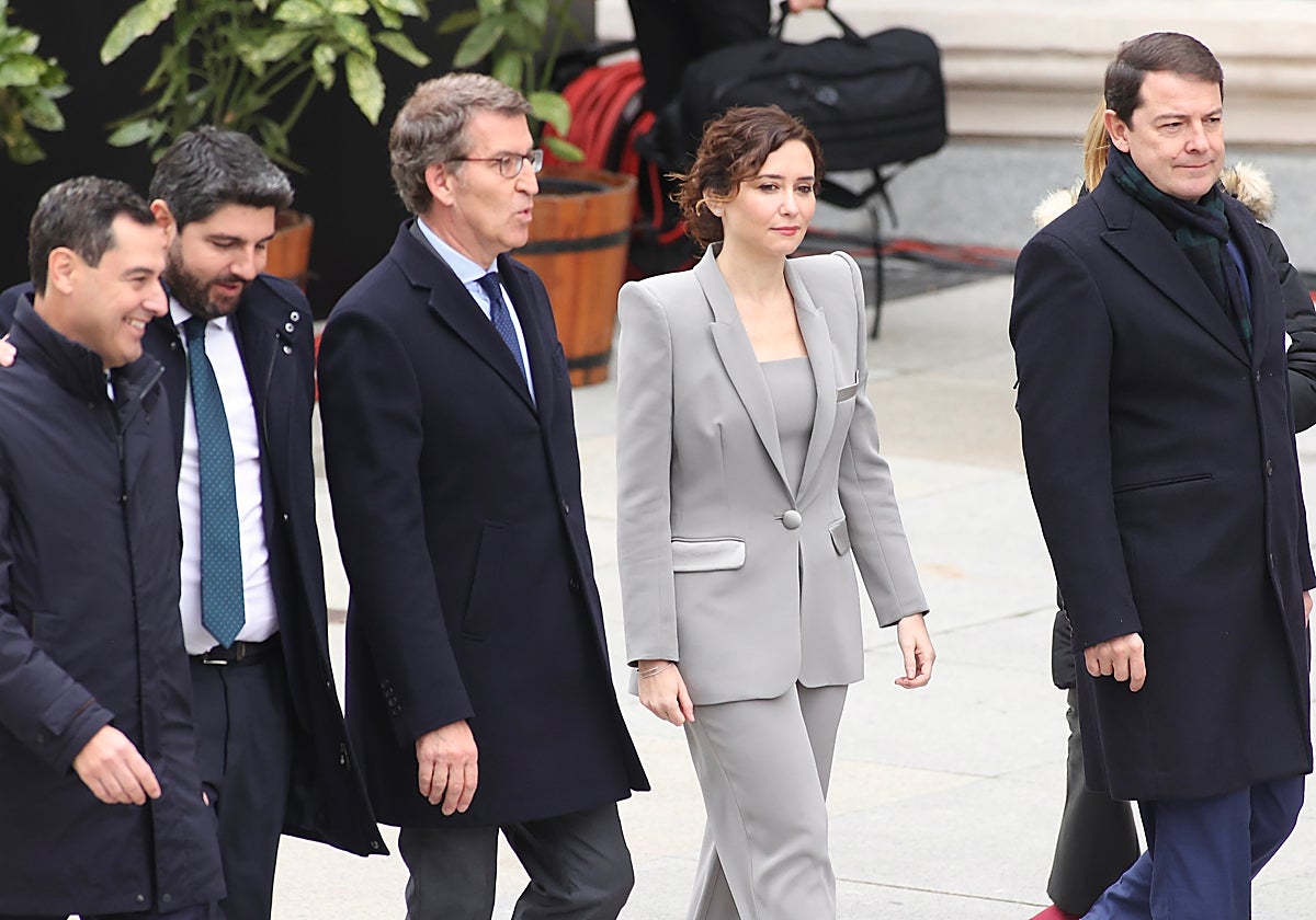 Moreno, López Miras, Feijóo, Ayuso y Mañueco, este martes en Madrid