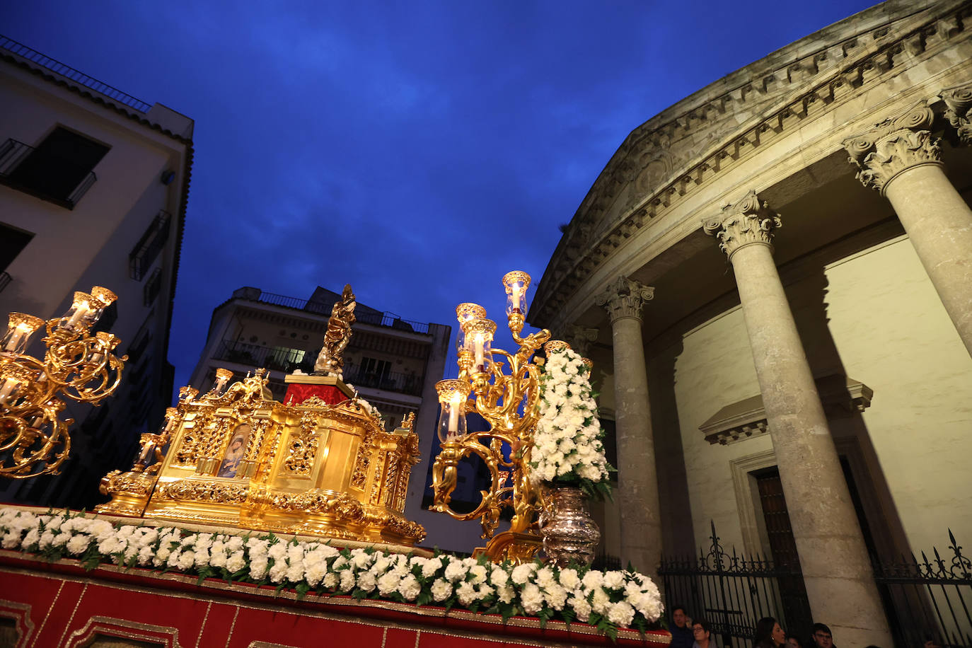 La emotiva procesión de la vigilia de la Inmaculada Concepción en Córdoba, en imágenes
