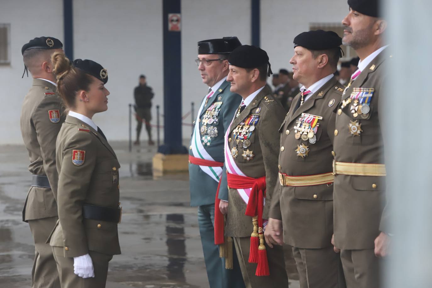 En imágenes, el solemne desfile militar de la BRI X de Córdoba por la Inmaculada