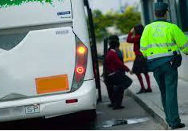 Campaña especial de la DGT para controlar los autobuses escolares