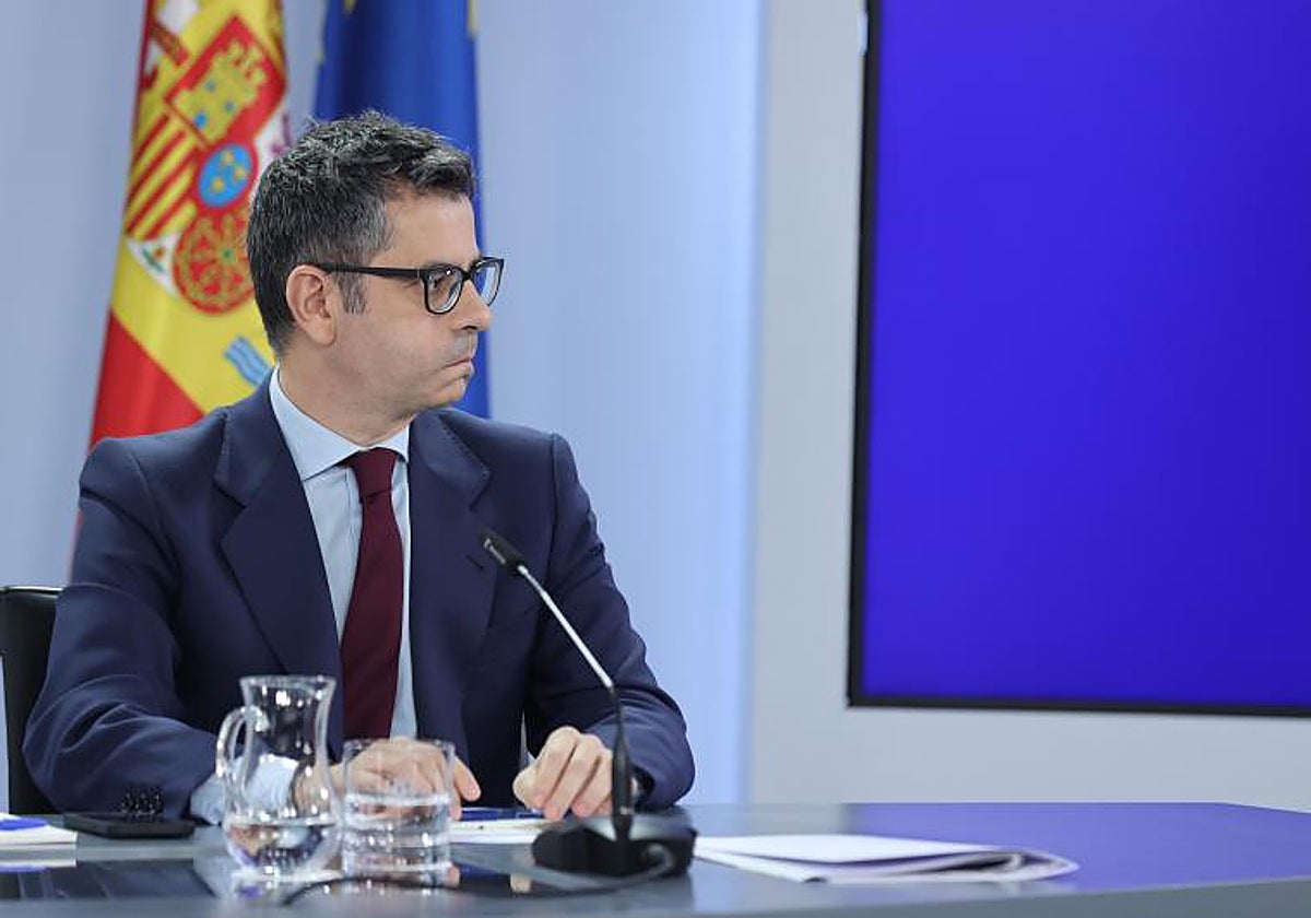 El ministro de la Presidencia, Félix Bolaños, durante una rueda de prensa