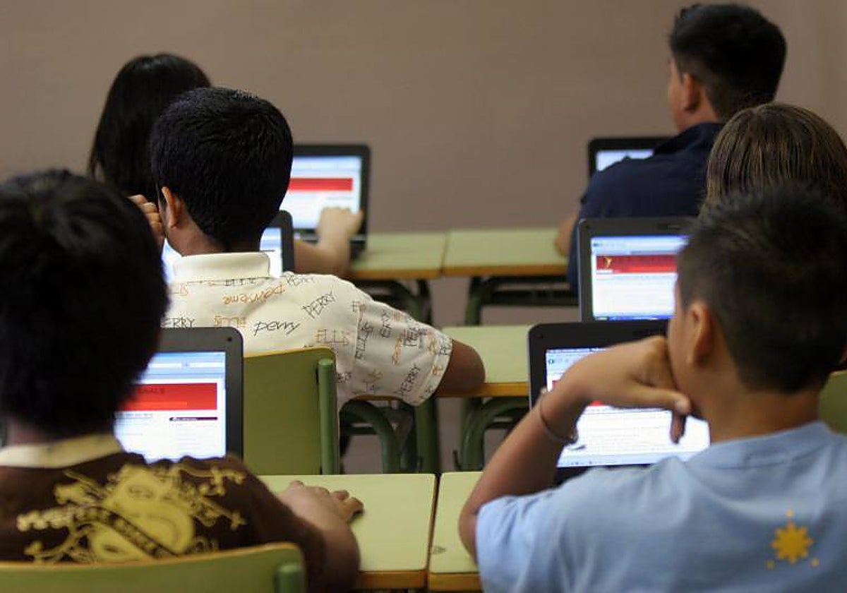Alumnos de primaria en una  escuela catalana