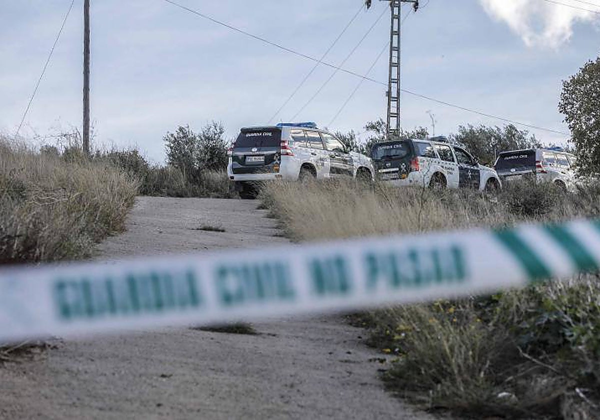 Imagen de archivo de varias patrullas de la Guardia Civil